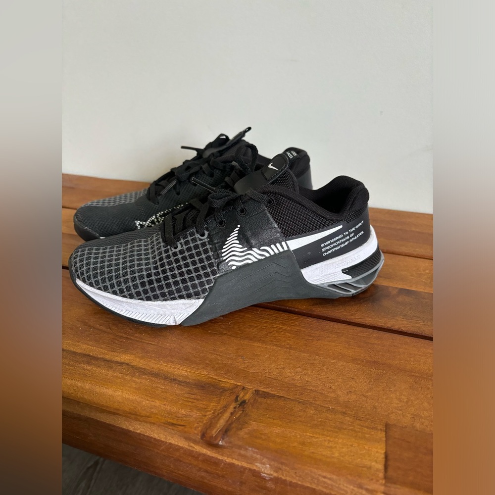 Women’s Nike Metcon 8 training shoe